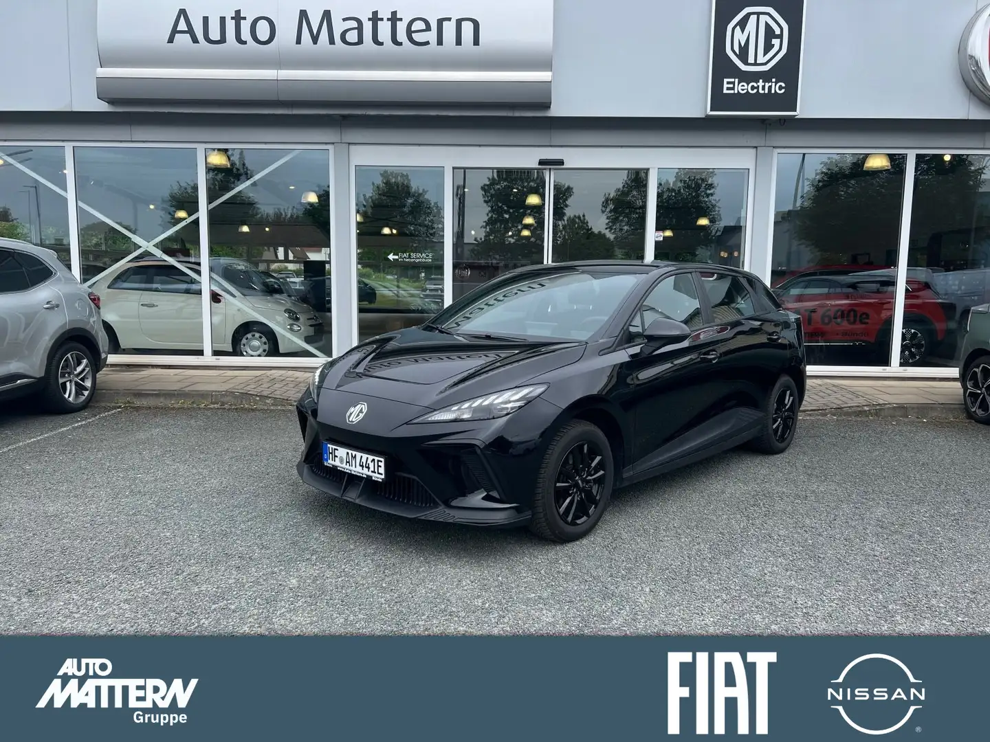 MG MG4 51kWh MY 22 Schwarz - 1