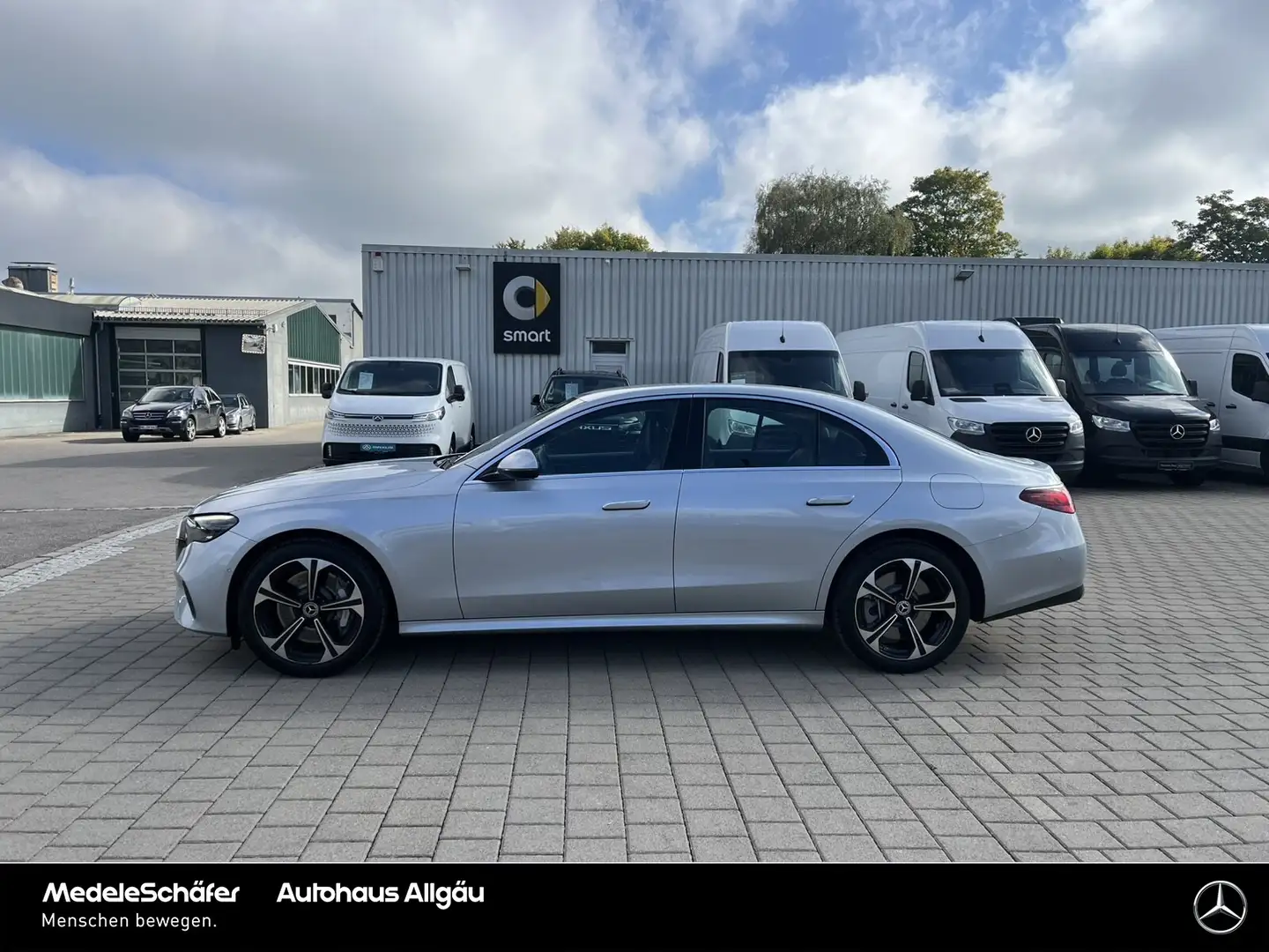 Mercedes-Benz E 300 E 300 de 4M Avantgarde 19" Distronic LED Kamera Silber - 2