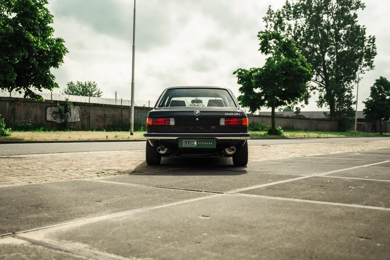 BMW 323 E21, foto 4
