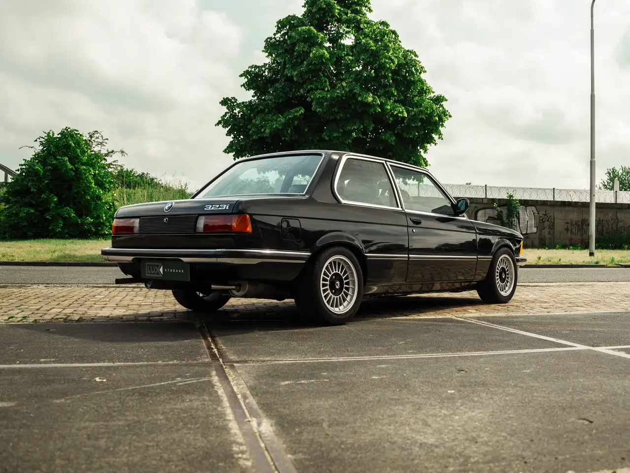BMW 323 E21, foto 5