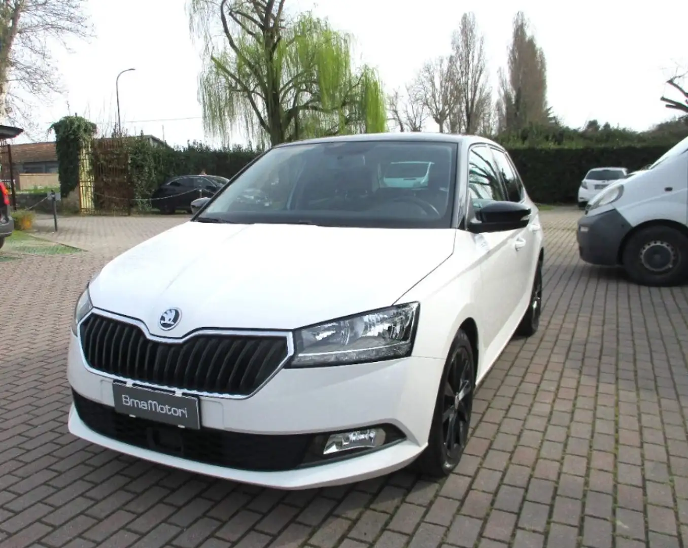 Skoda Fabia 1.0 MPI 60 CV Twin Color CarPlay/Camera Wit - 1