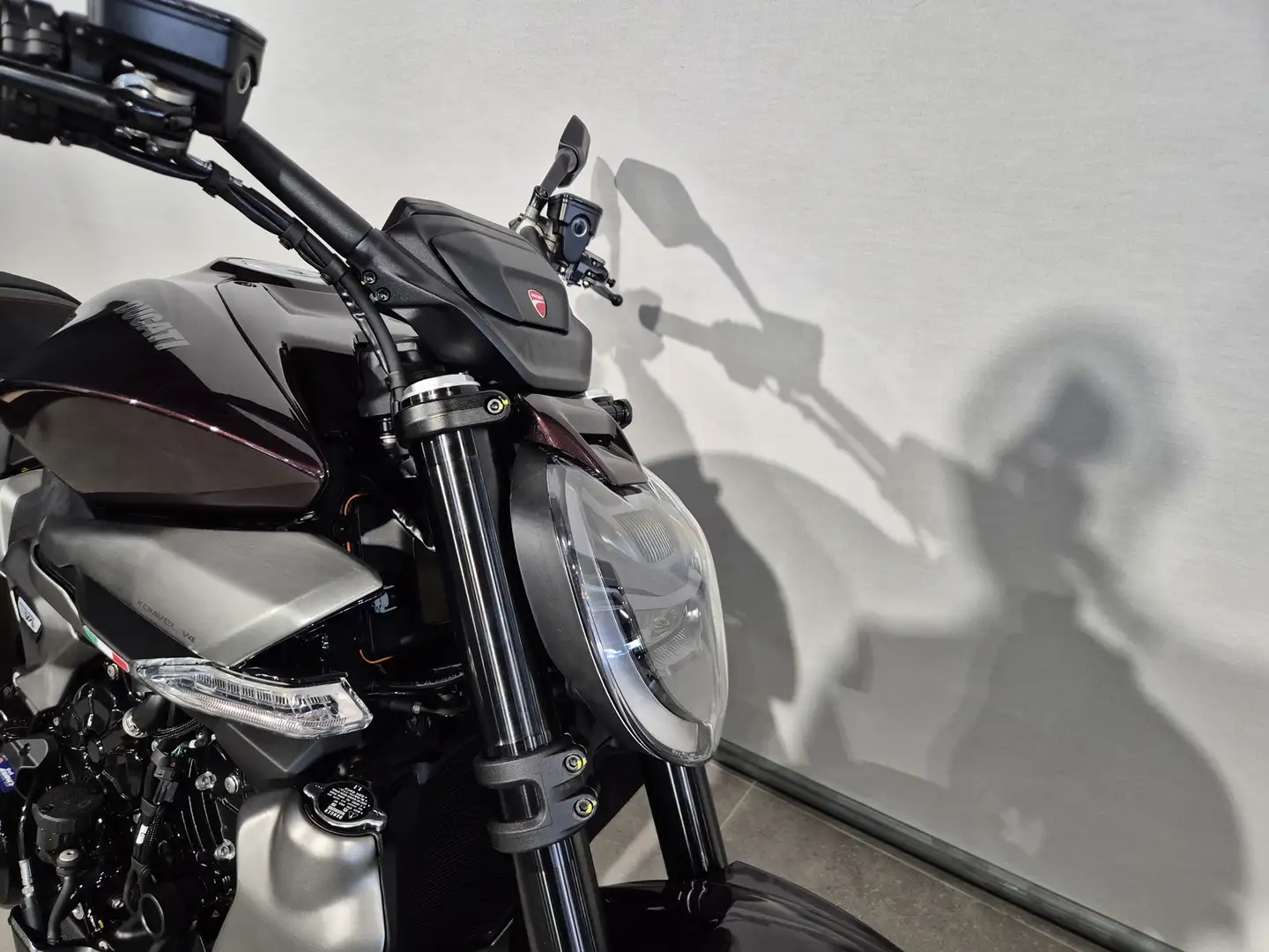 Ducati XDiavel V4 Noir - 2