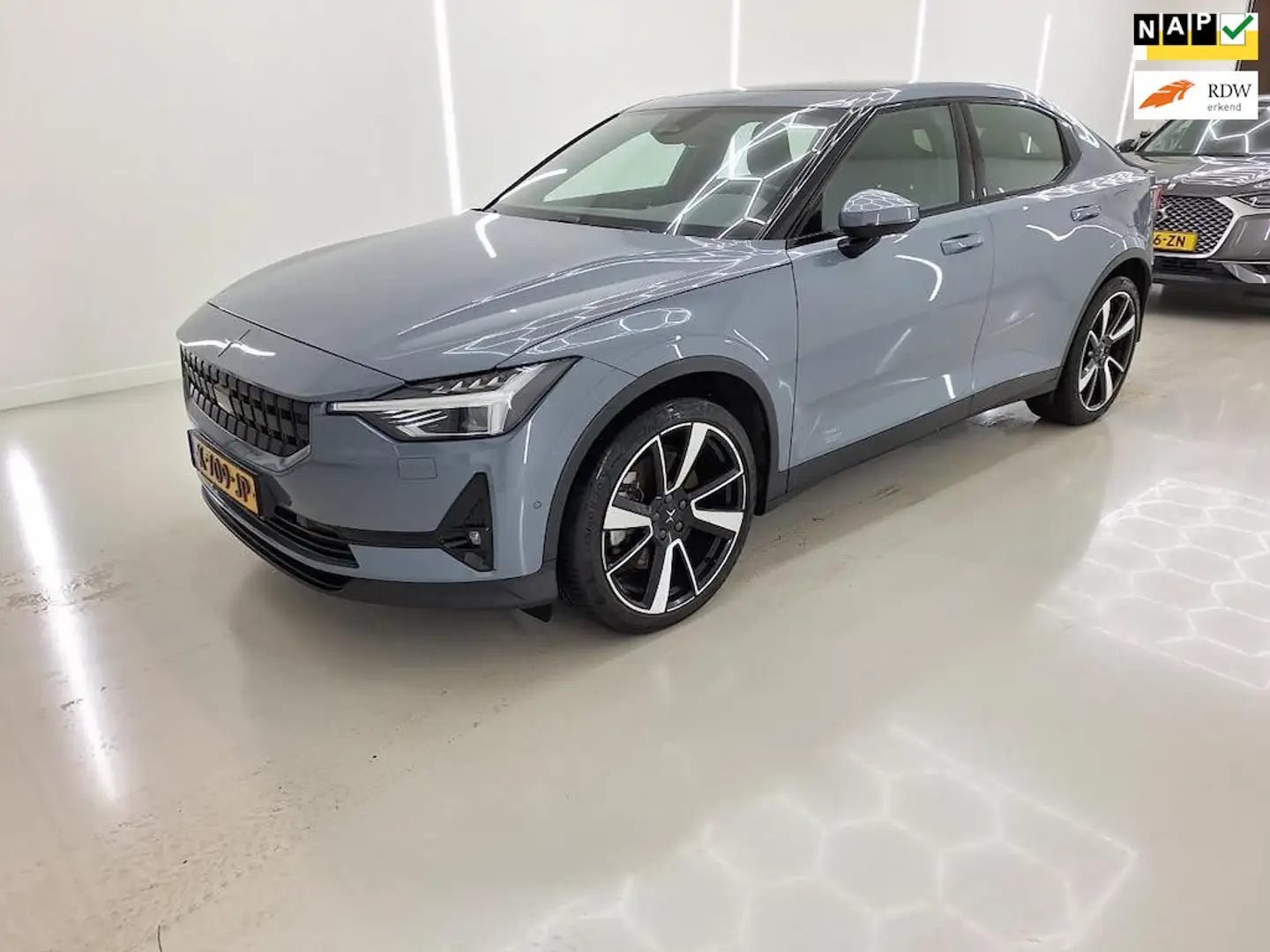 Polestar 2 Long Range Dual Motor Launch Edition 78kWh | SOH 8 Gri - 1