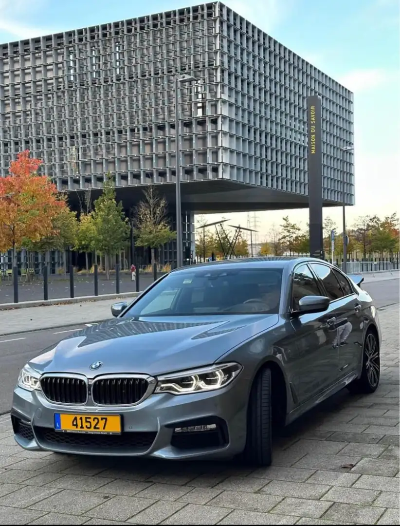 BMW 520 520d Aut. Luxury Line Gris - 2