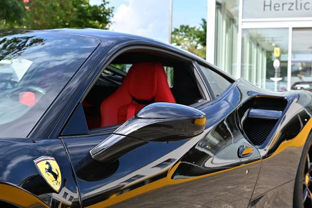Ferrari 488 /LED/Racing Seats/4 Punkte/Grantie/Top!