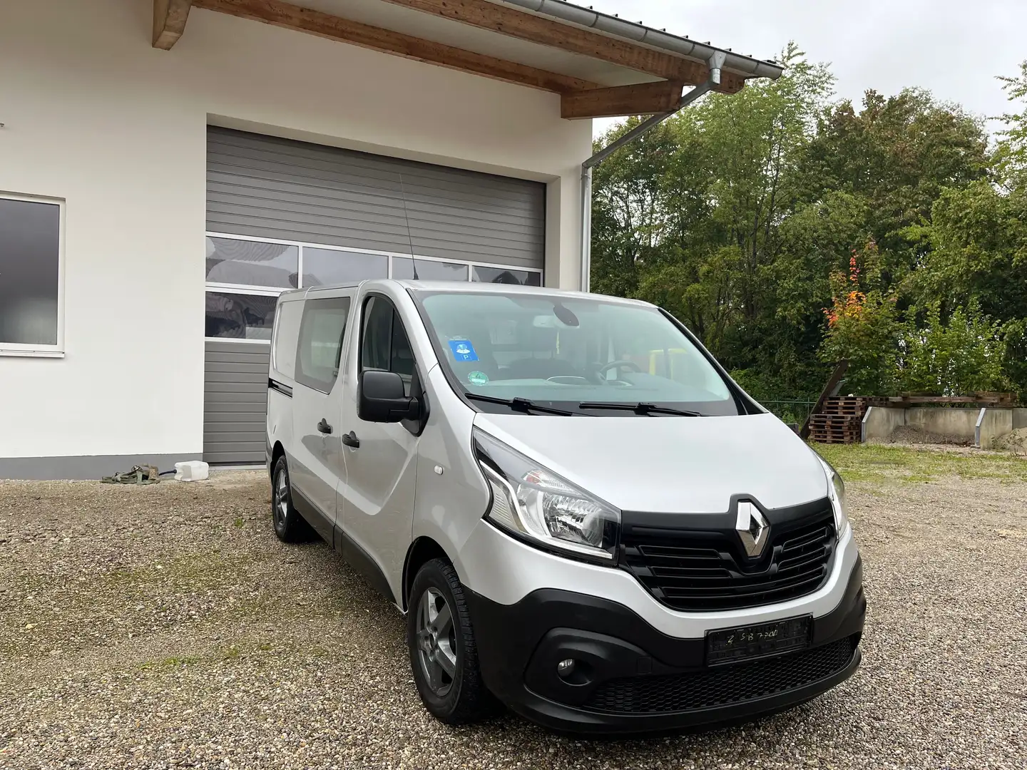 Renault Trafic Trafic dCi 145 ENERGY dCi 145 L2H1 Komfort Silber - 1