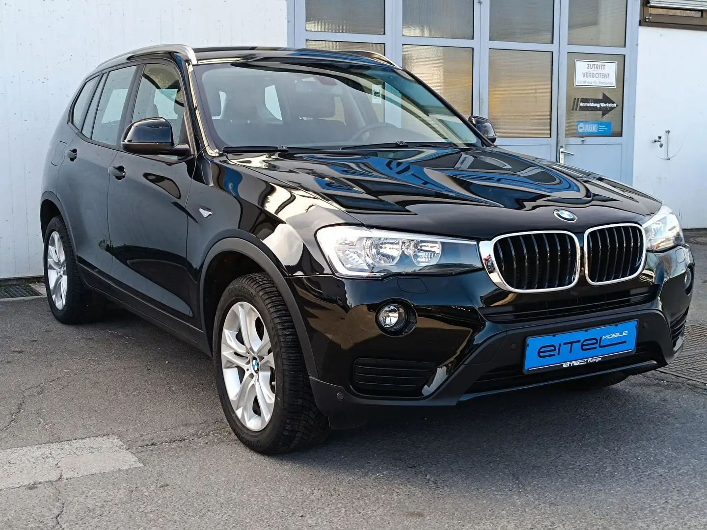 BMW X3 xDrive 20 i Advantage Navi PDC SHZ Tempomat Negro - 2