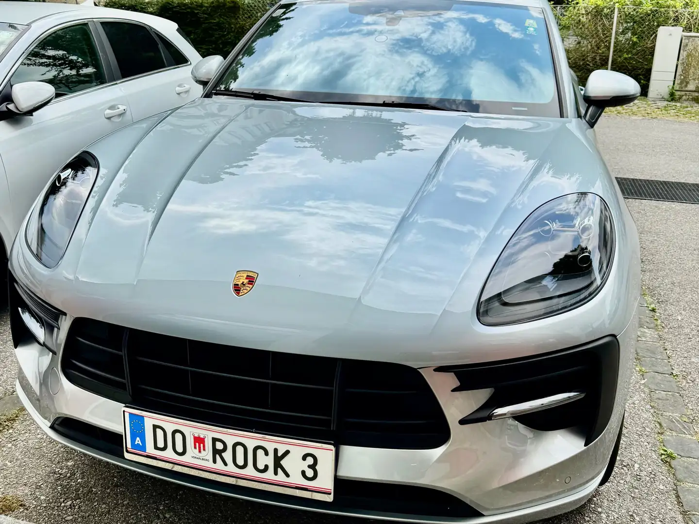 Porsche Macan Macan || Silber - 2