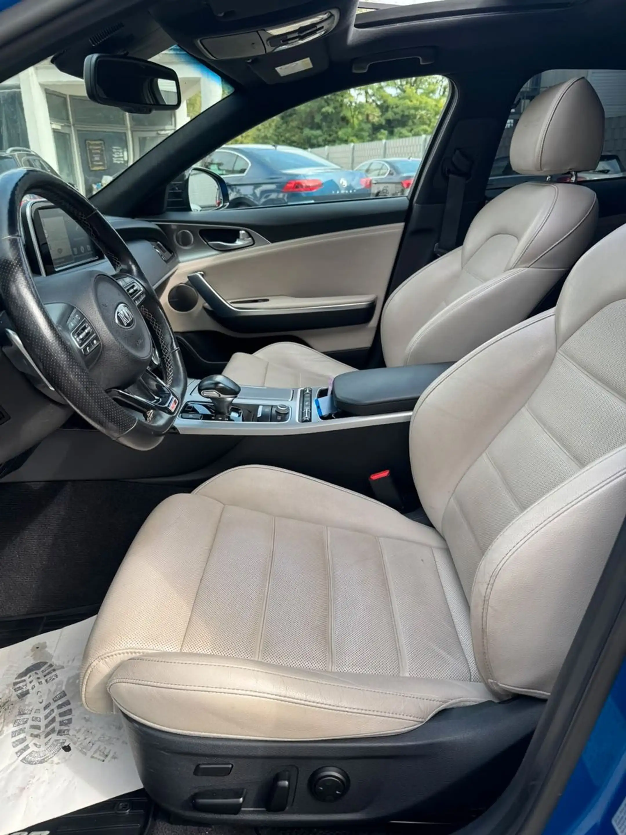 Kia Stinger GT-Line 2.2 CDRI 4WD — photo 12