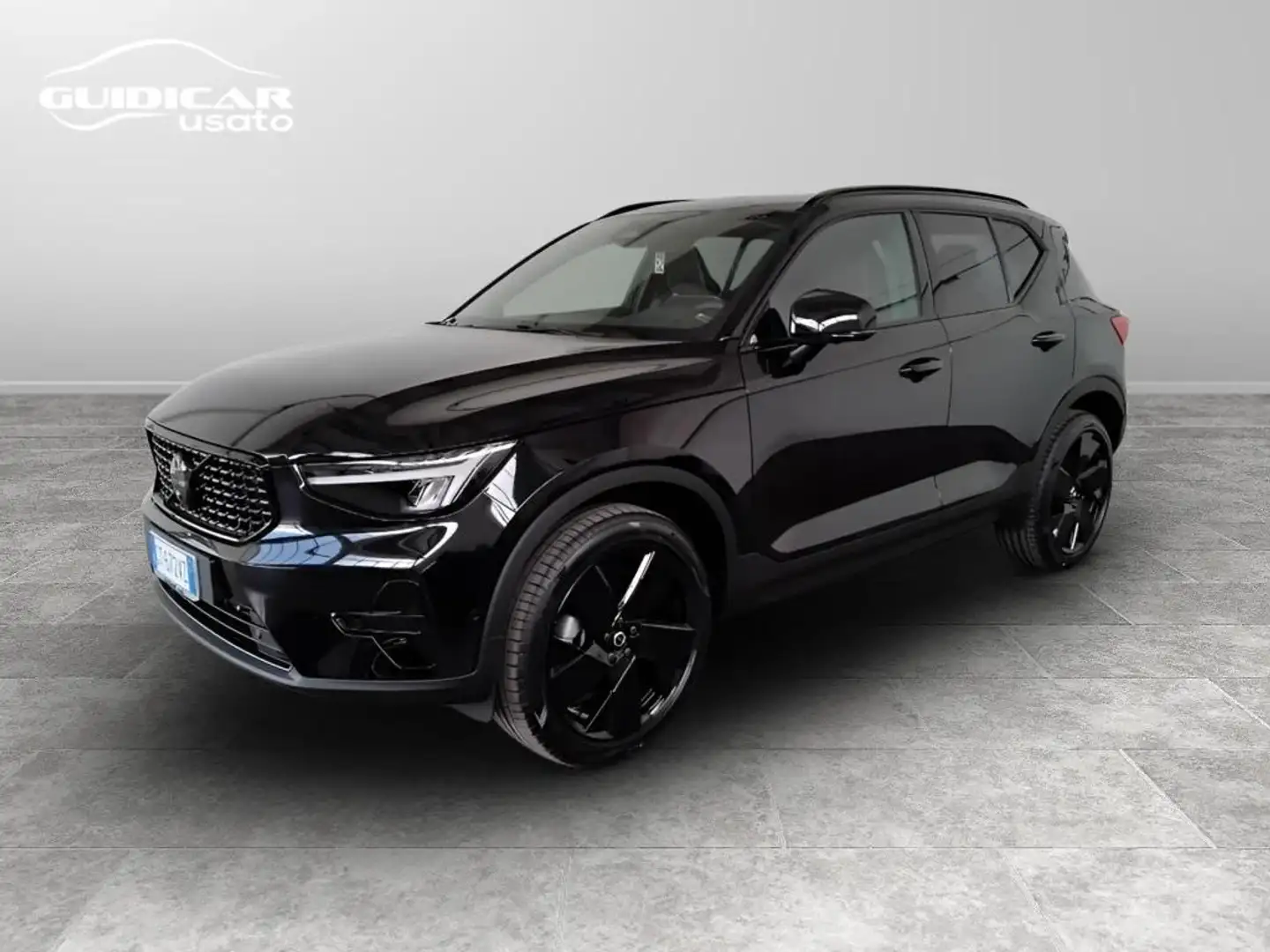 Volvo XC40 2.0 b3 Plus Black Edition auto - 1