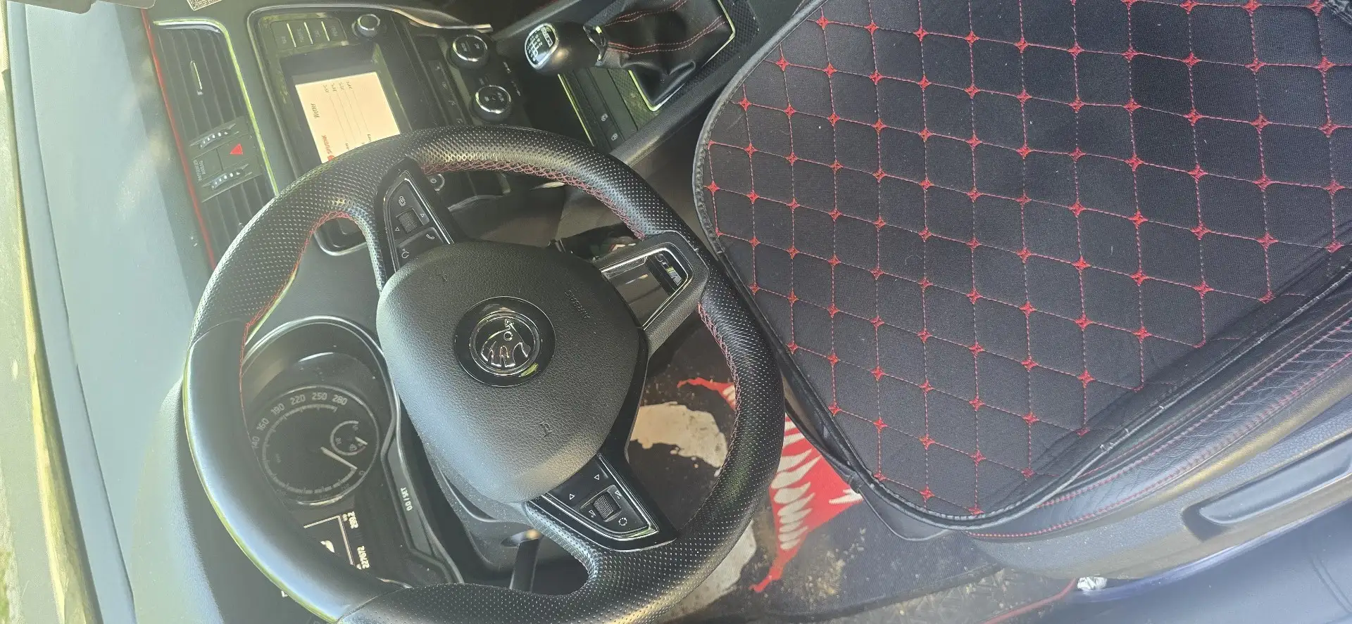 Skoda Octavia Combi 2.0 TDI (Green tec) RS - 1