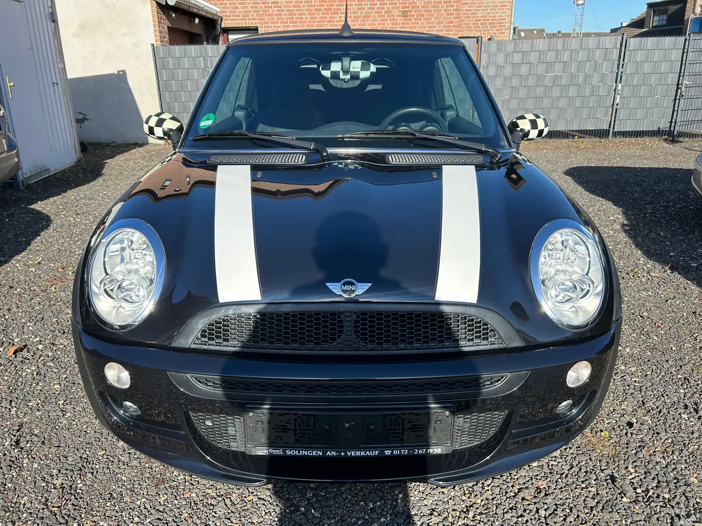 MINI One Cabrio One Schwarz - 1