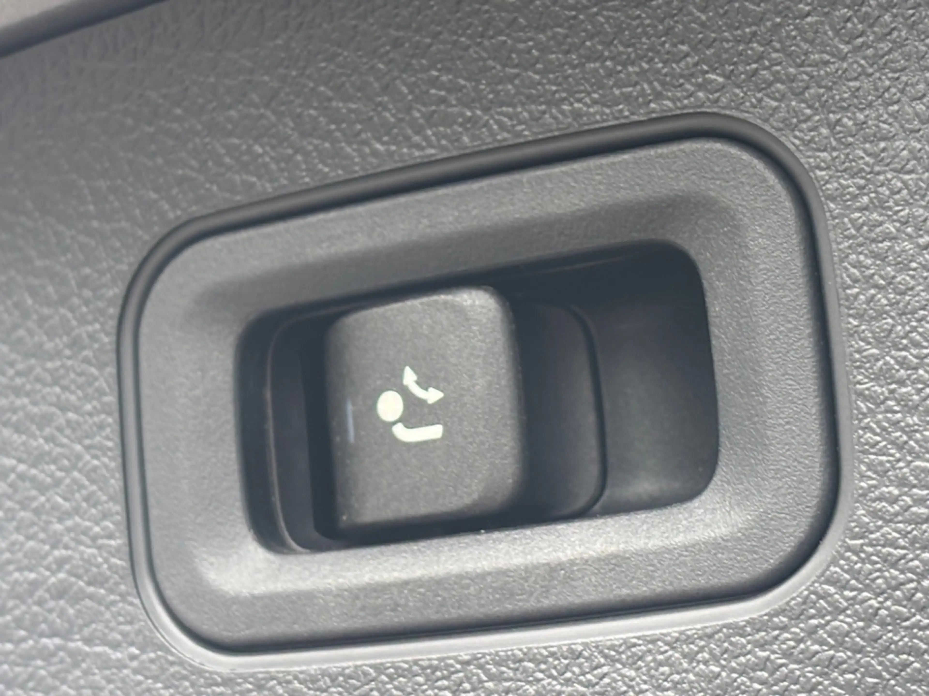 Mercedes-Benz GLA 200 AMG|NIGHT|AMBI|MBUX|SHZ|TEMP|AHK|KAM|LED — photo 15