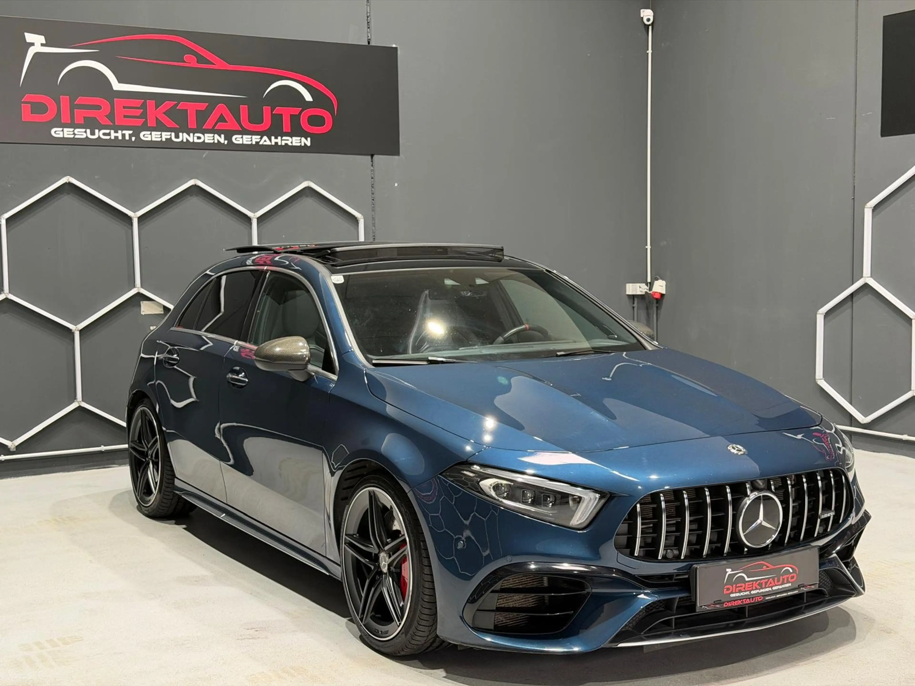 Mercedes-Benz A 45 AMG A 45 S AMG 4Matic — photo 4