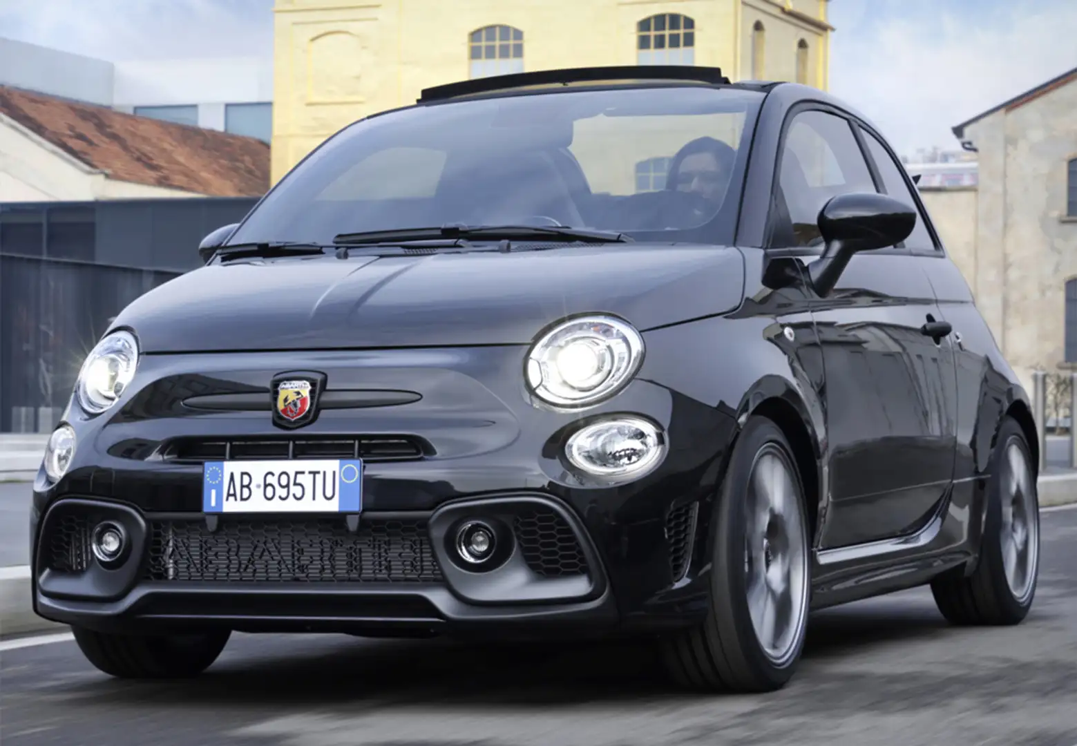 Abarth 695C 1.4T JET 132KW - 1