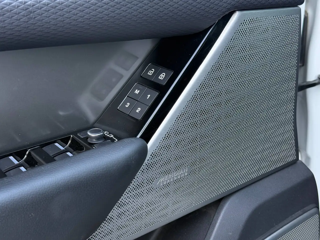 Land Rover Range Rover Velar p400e SE Dynamic 2.0 *360*Pano*Shadow*, миниатюра 16