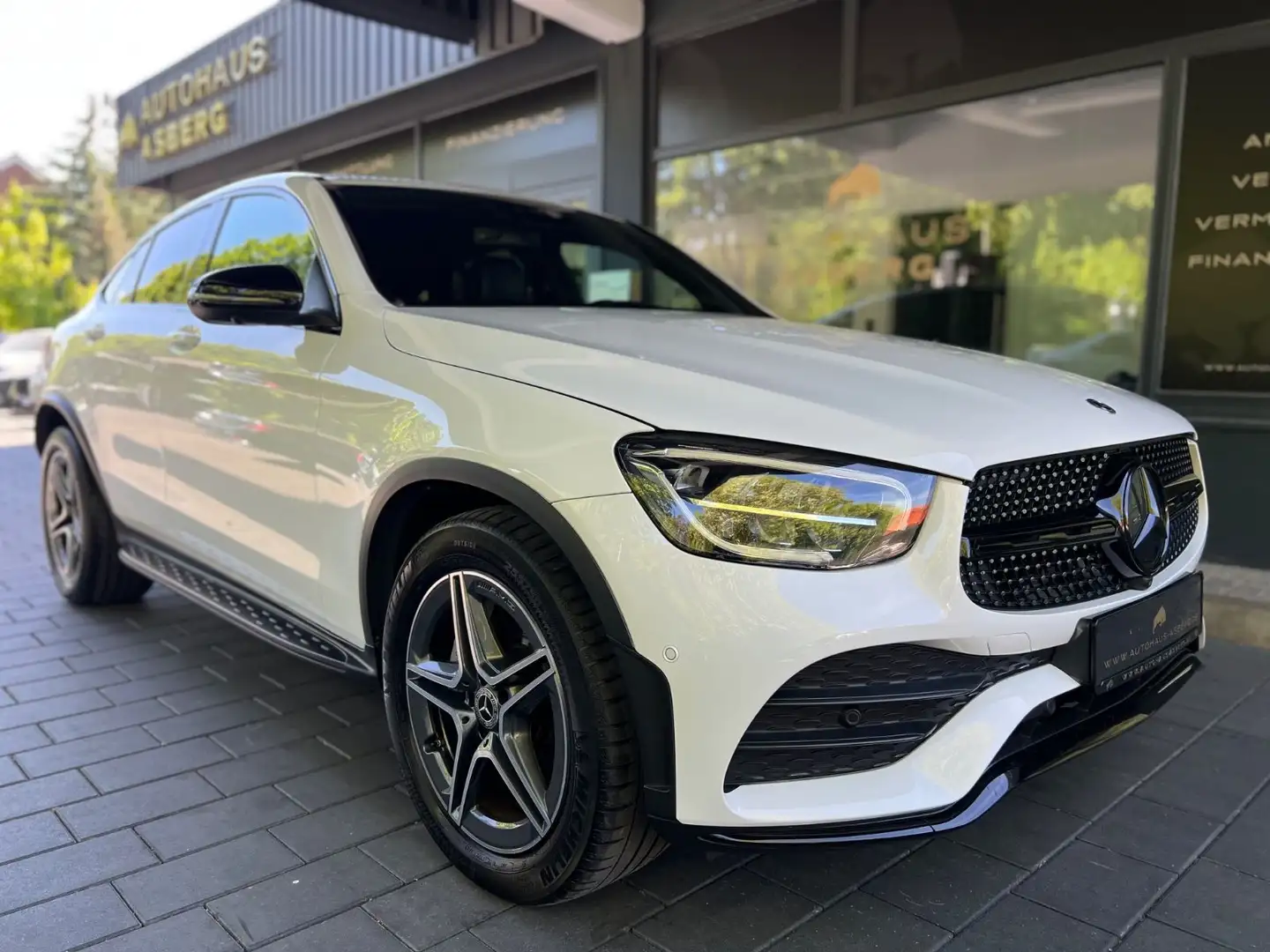 Mercedes-Benz GLC 220 d Coupe 4Matic/AMG LINE/DIGITAL/BURM/ Blanco - 1