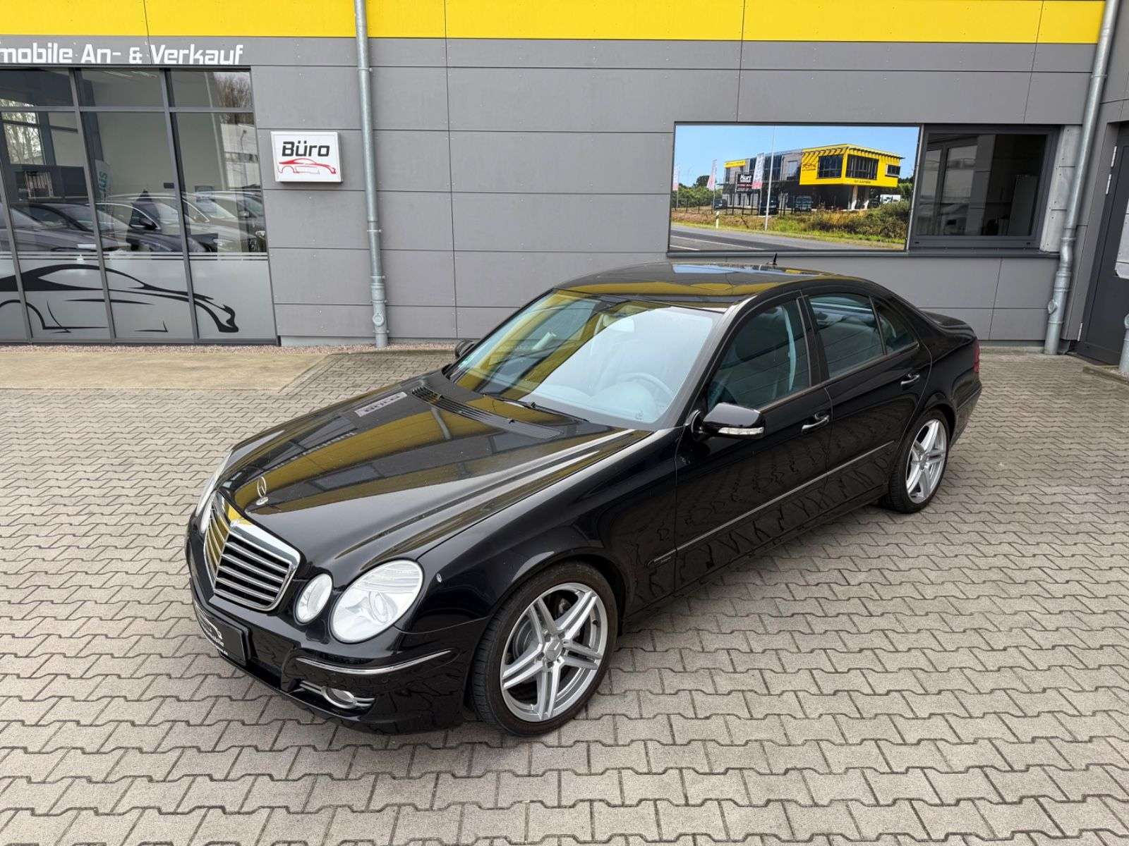 Second hand Mercedes Benz E-Class 