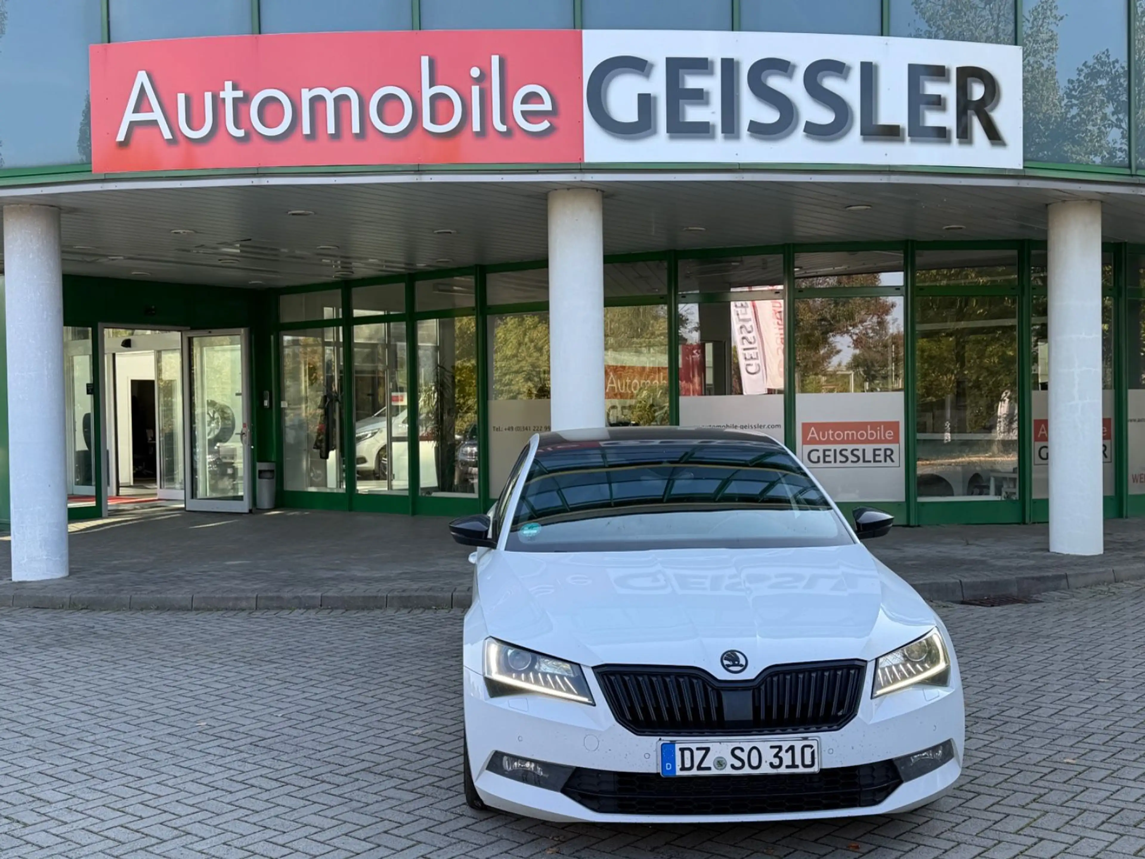 Skoda Superb Lim. Ambition AHK+Standhzg.+Mega Optik — photo 6