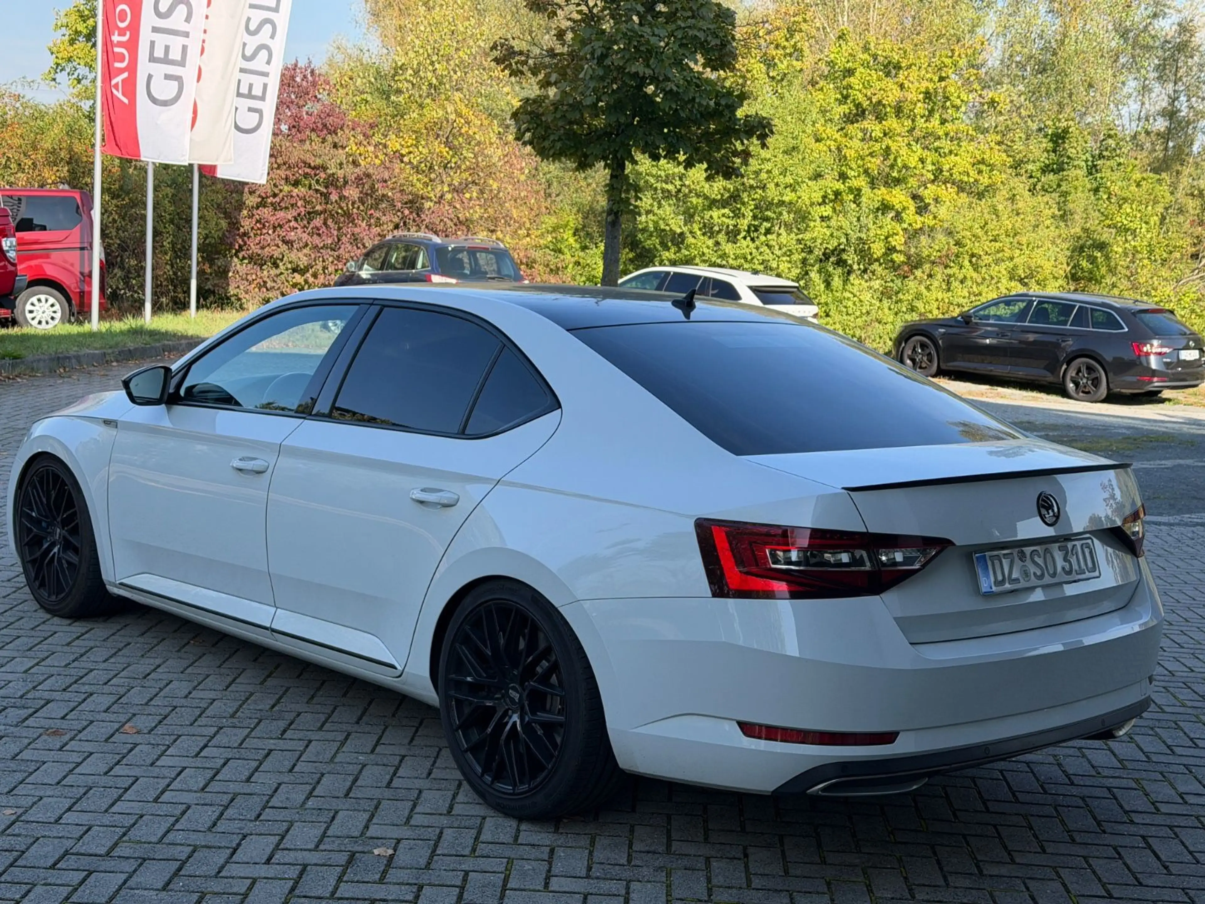 Skoda Superb Lim. Ambition AHK+Standhzg.+Mega Optik — photo 4