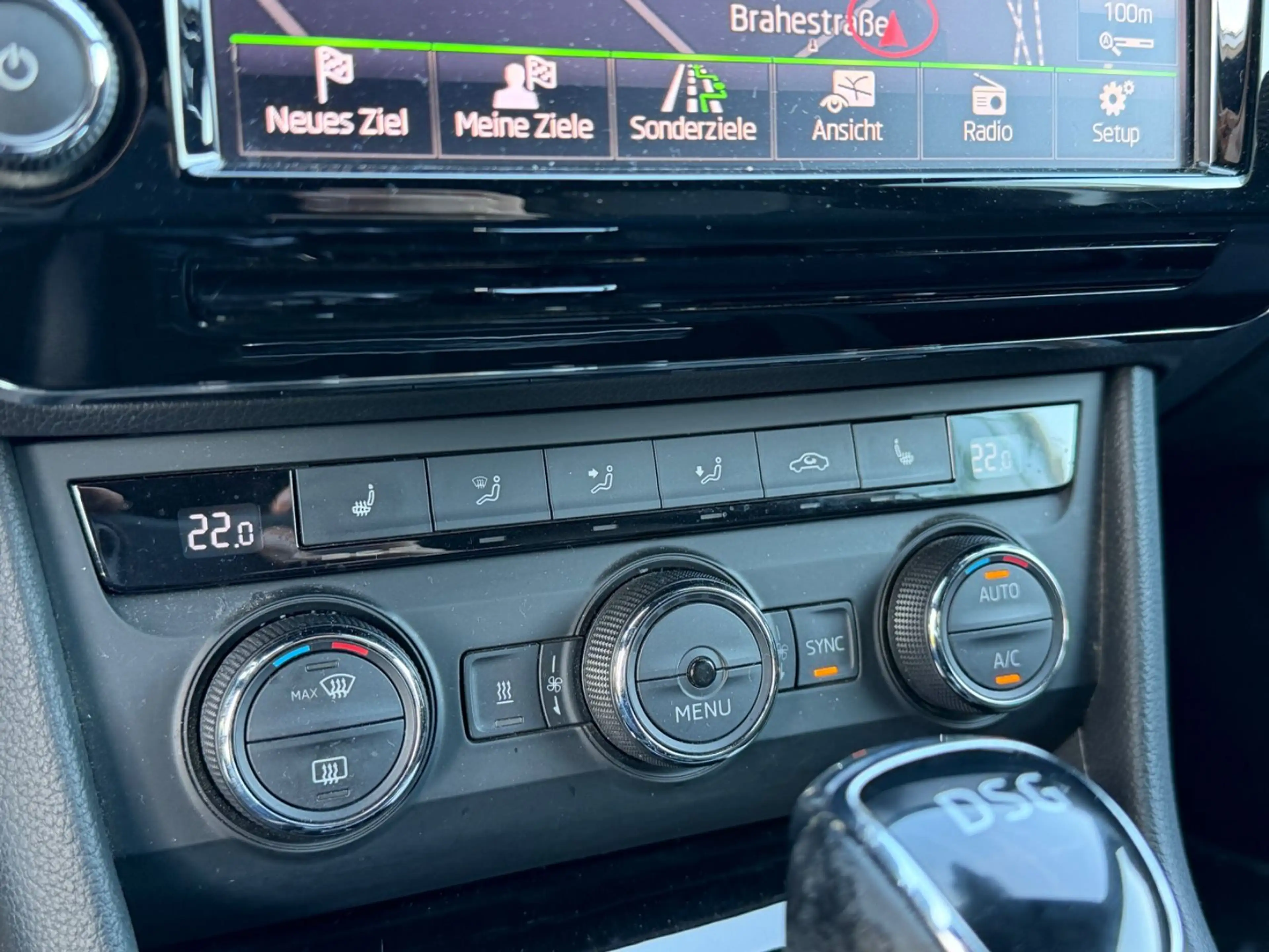 Skoda Superb Lim. Ambition AHK+Standhzg.+Mega Optik — photo 10