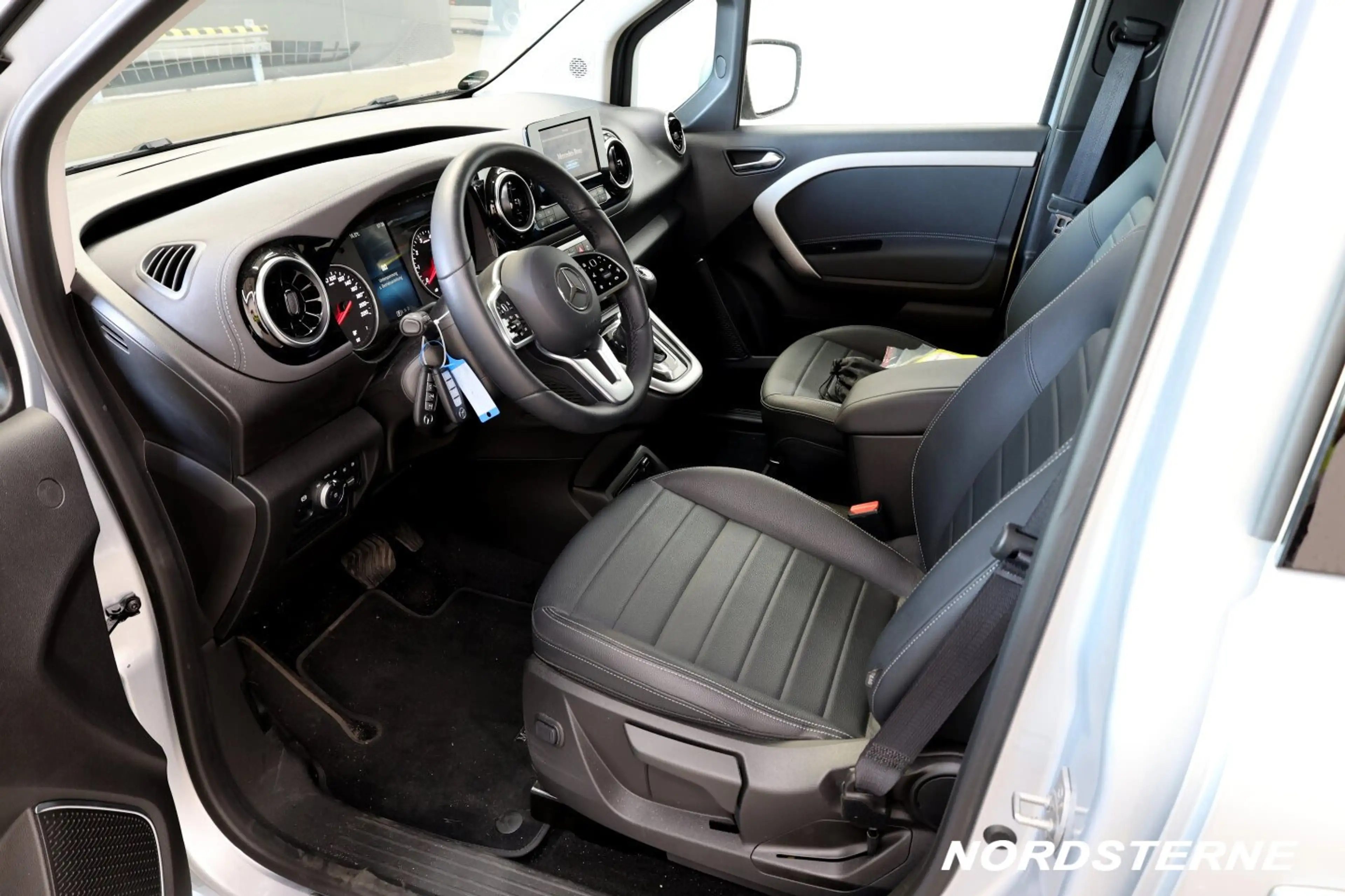 Mercedes-Benz T-Class T 180 PROGRESSIVE +MBUX+NAVI+KAMERA+SHZ — photo 6