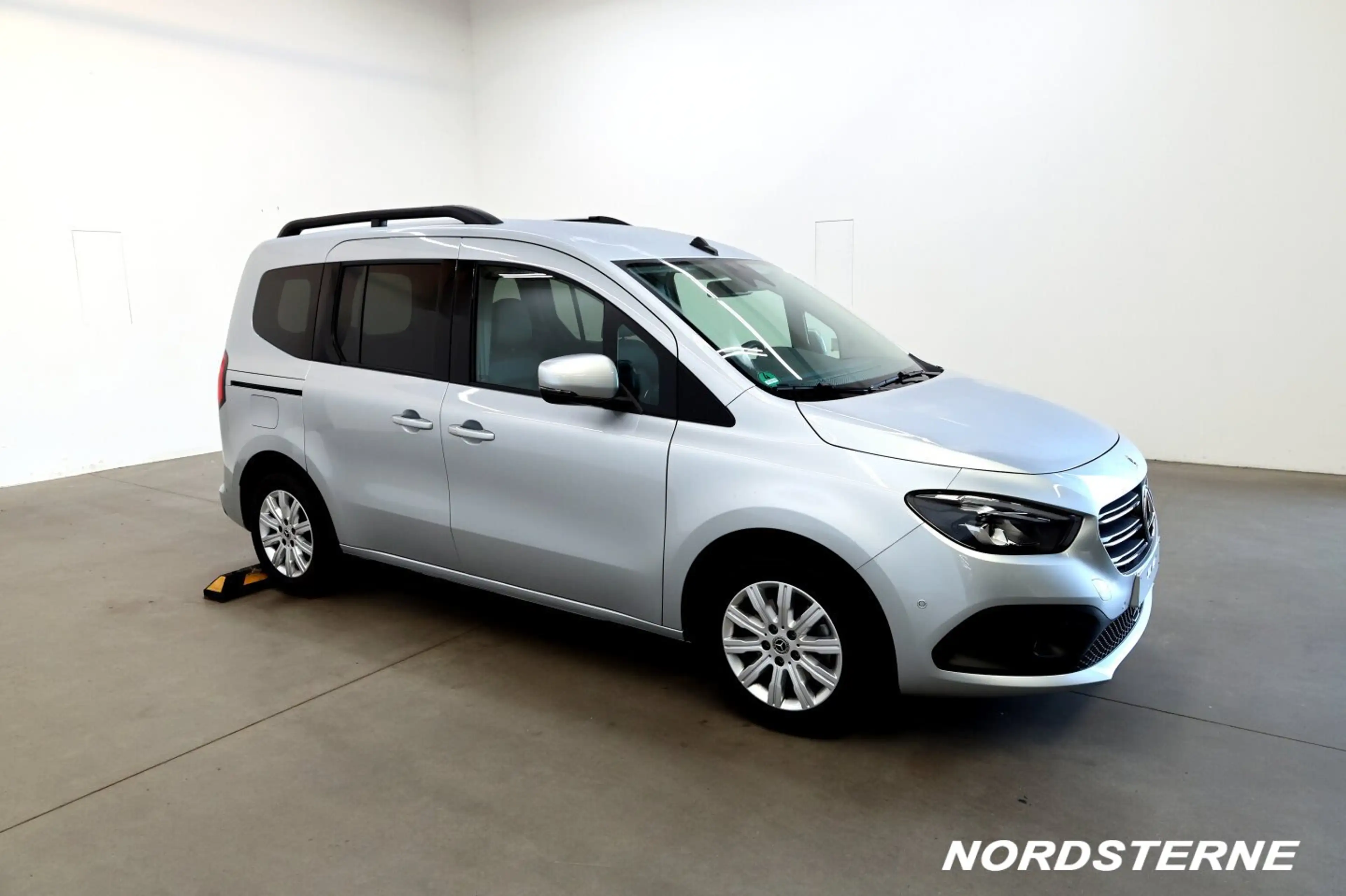 Mercedes-Benz T-Class T 180 PROGRESSIVE +MBUX+NAVI+KAMERA+SHZ — photo 3