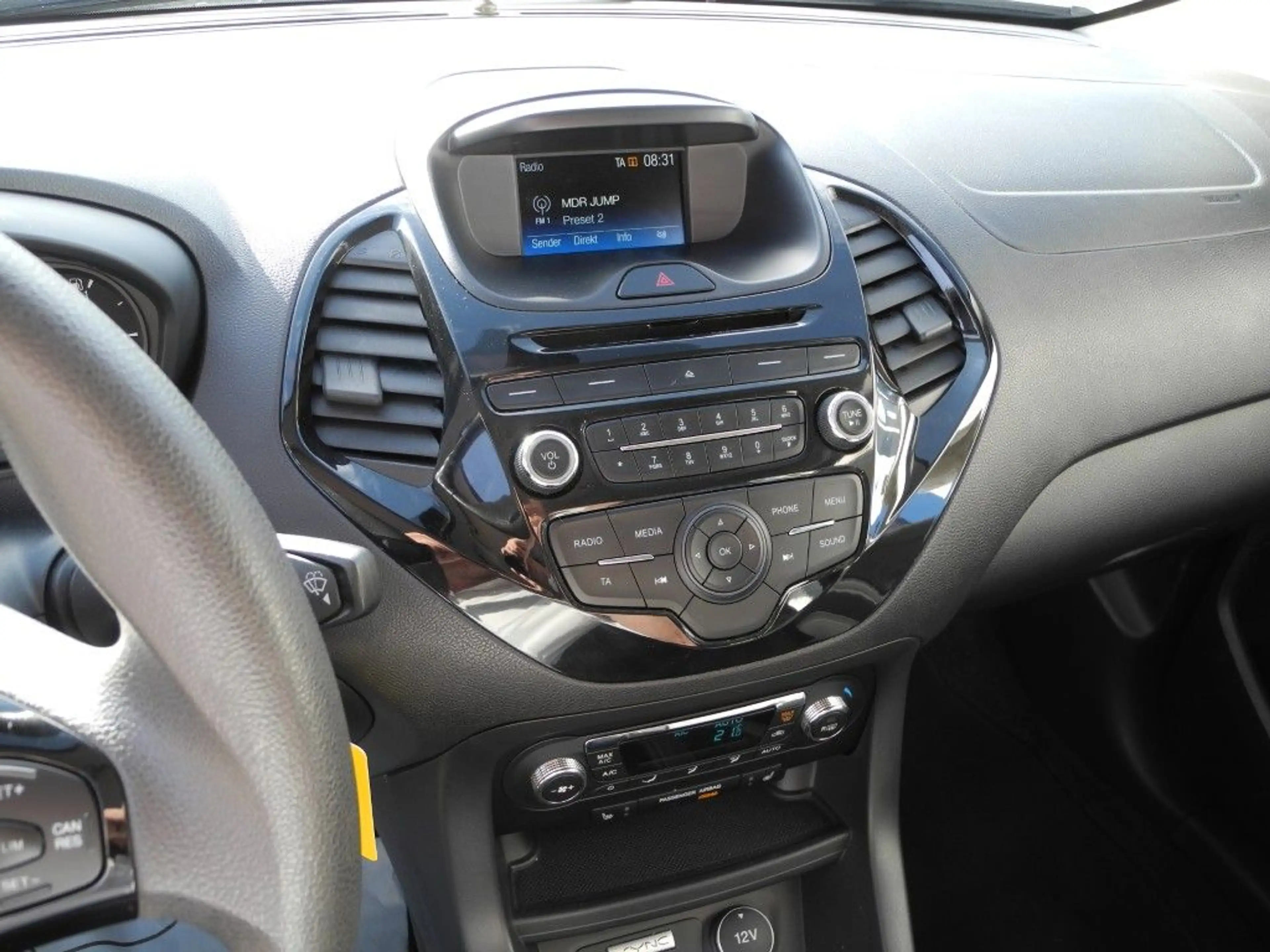 Ford Ka/Ka+ Ka+ 1.2 Cool&Sound - Klimaaut., Alu, Sitzh., Allw. — photo 11