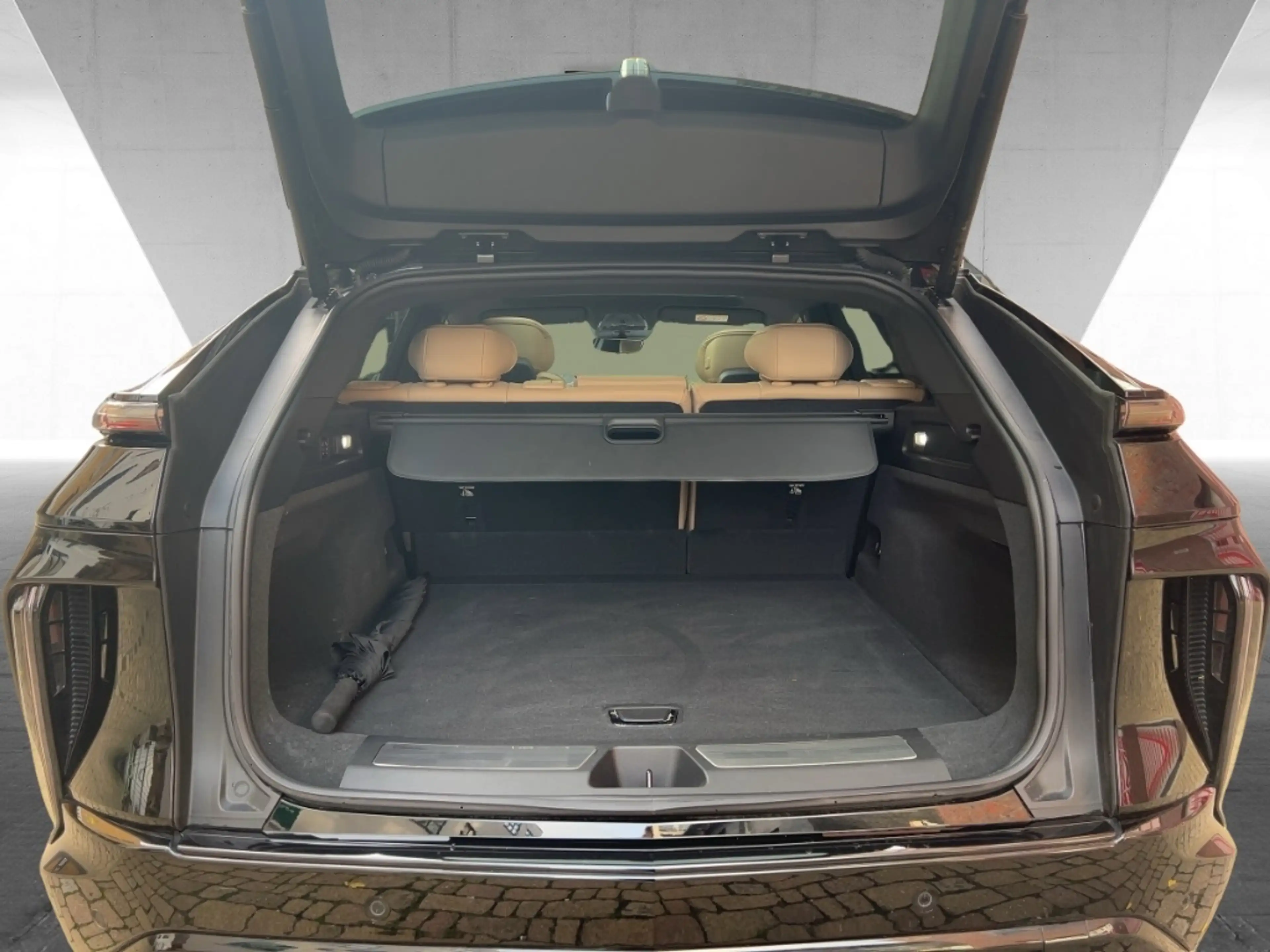 Cadillac Lyriq Sport EV Vollausstattung Panorama, AWD — photo 12