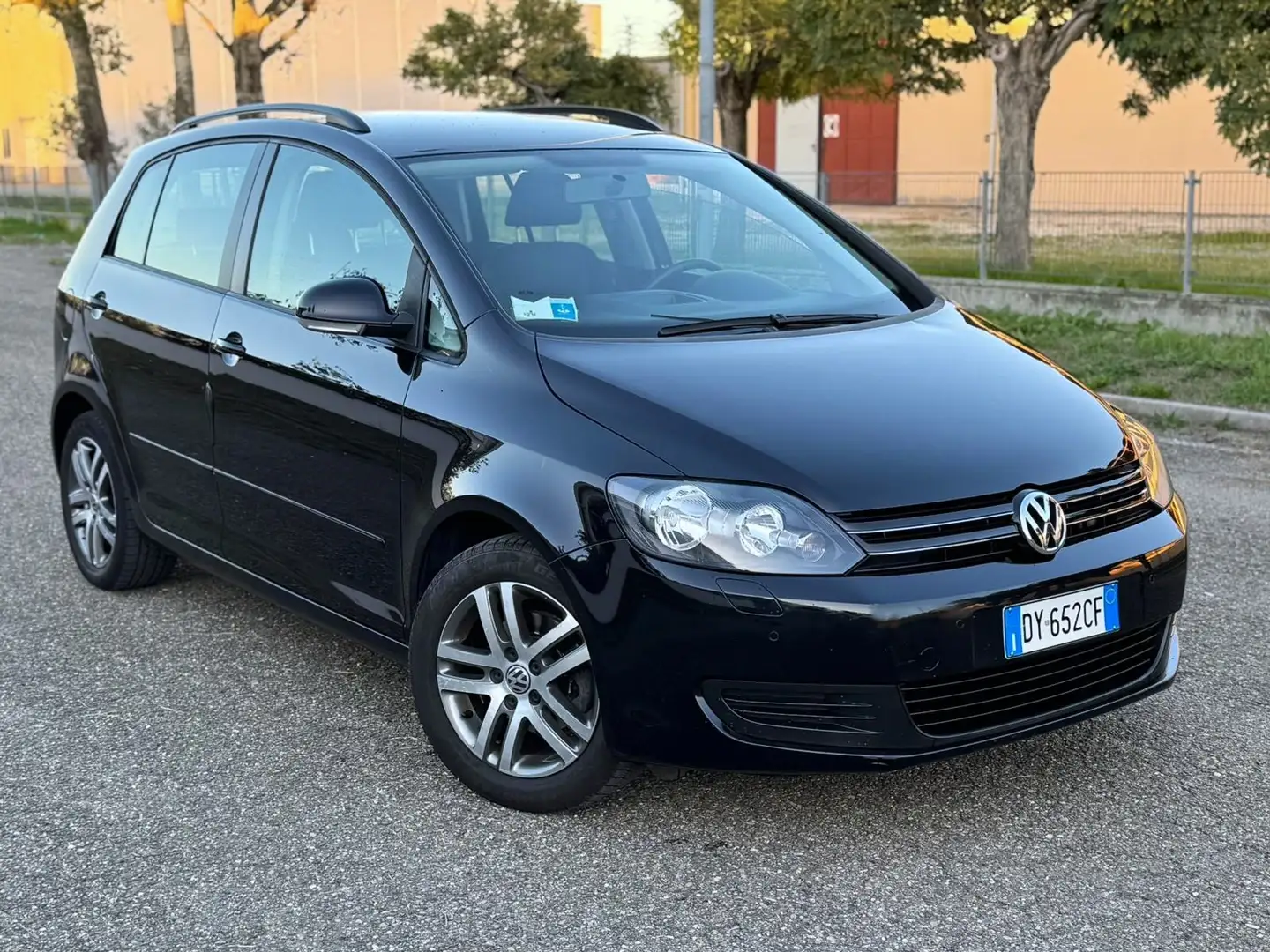 Volkswagen Golf Plus - 1
