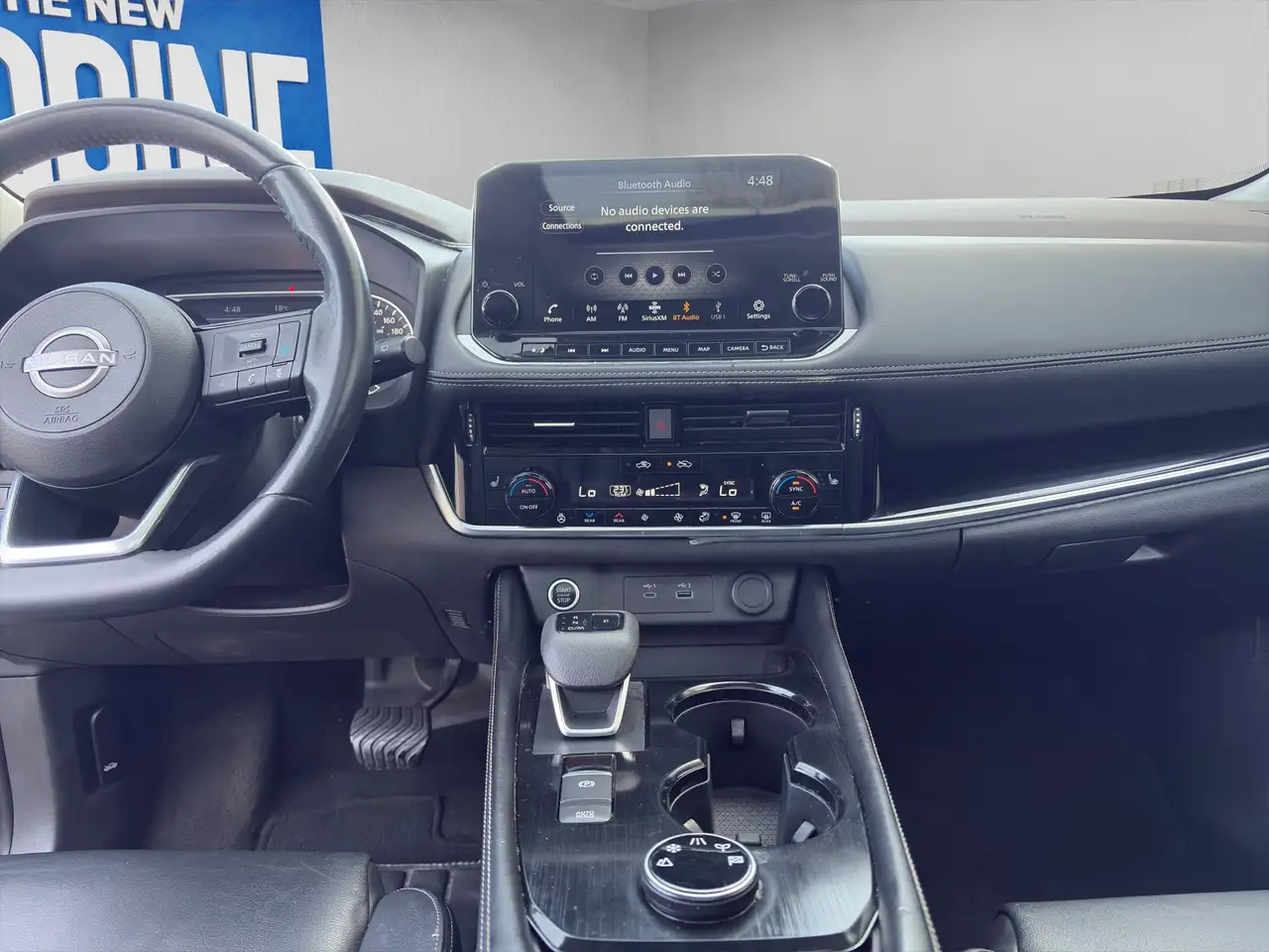 Nissan Rogue снимка Nissan Rogue