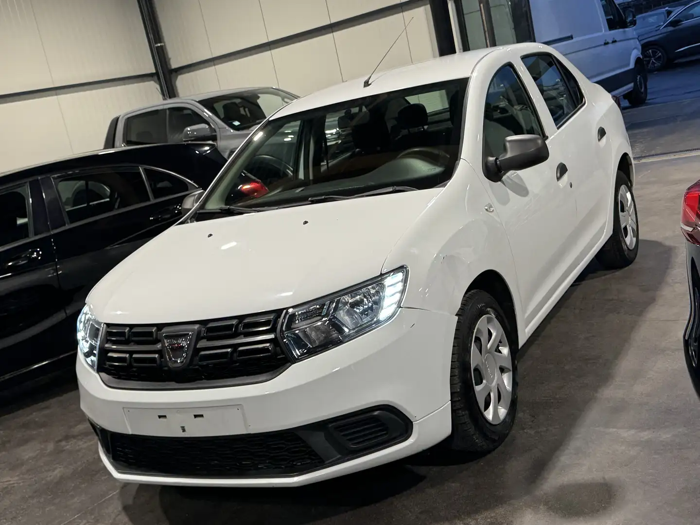 Dacia Logan 1.0i SCe/FACELIFT/1 PROPRIETAIRE/CARNET DACIA Wit - 1