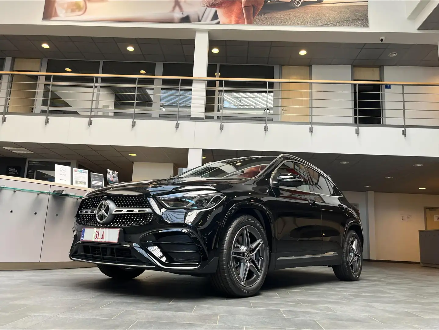 Mercedes-Benz GLA 180 GLA Star Edition - 1