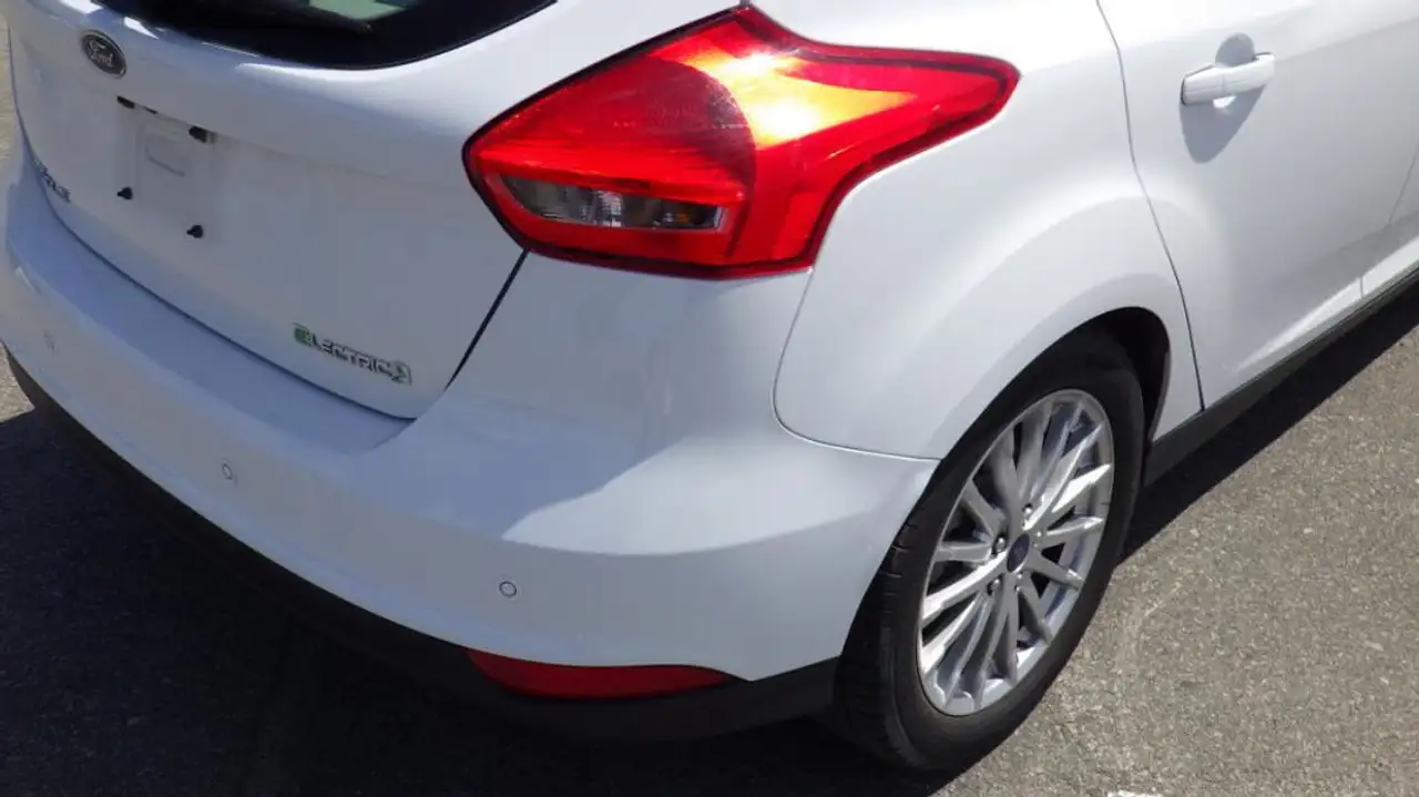 Ford Focus Electric photo Ford Focus Electric