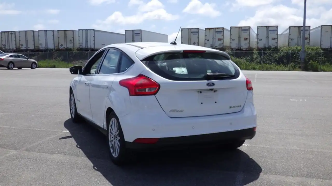 Ford Focus Electric photo Ford Focus Electric
