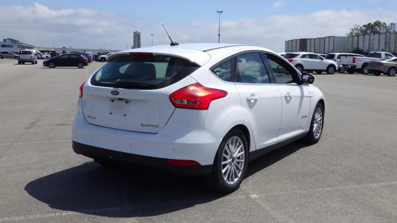 Ford Focus Electric photo Ford Focus Electric