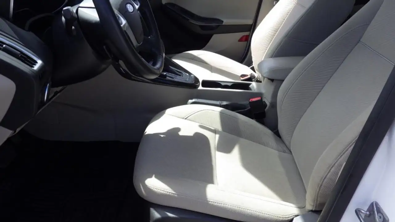 Ford Focus Electric photo Ford Focus Electric