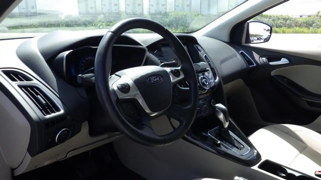Ford Focus Electric photo Ford Focus Electric