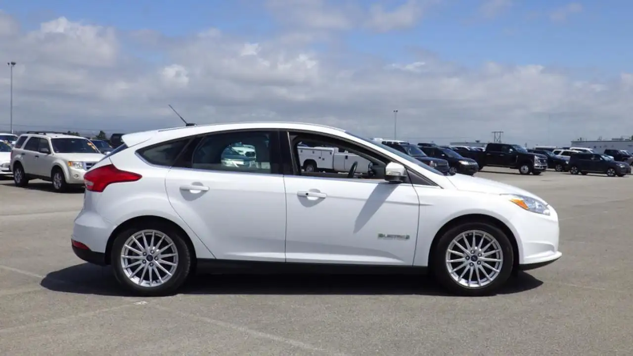 Ford Focus Electric photo Ford Focus Electric