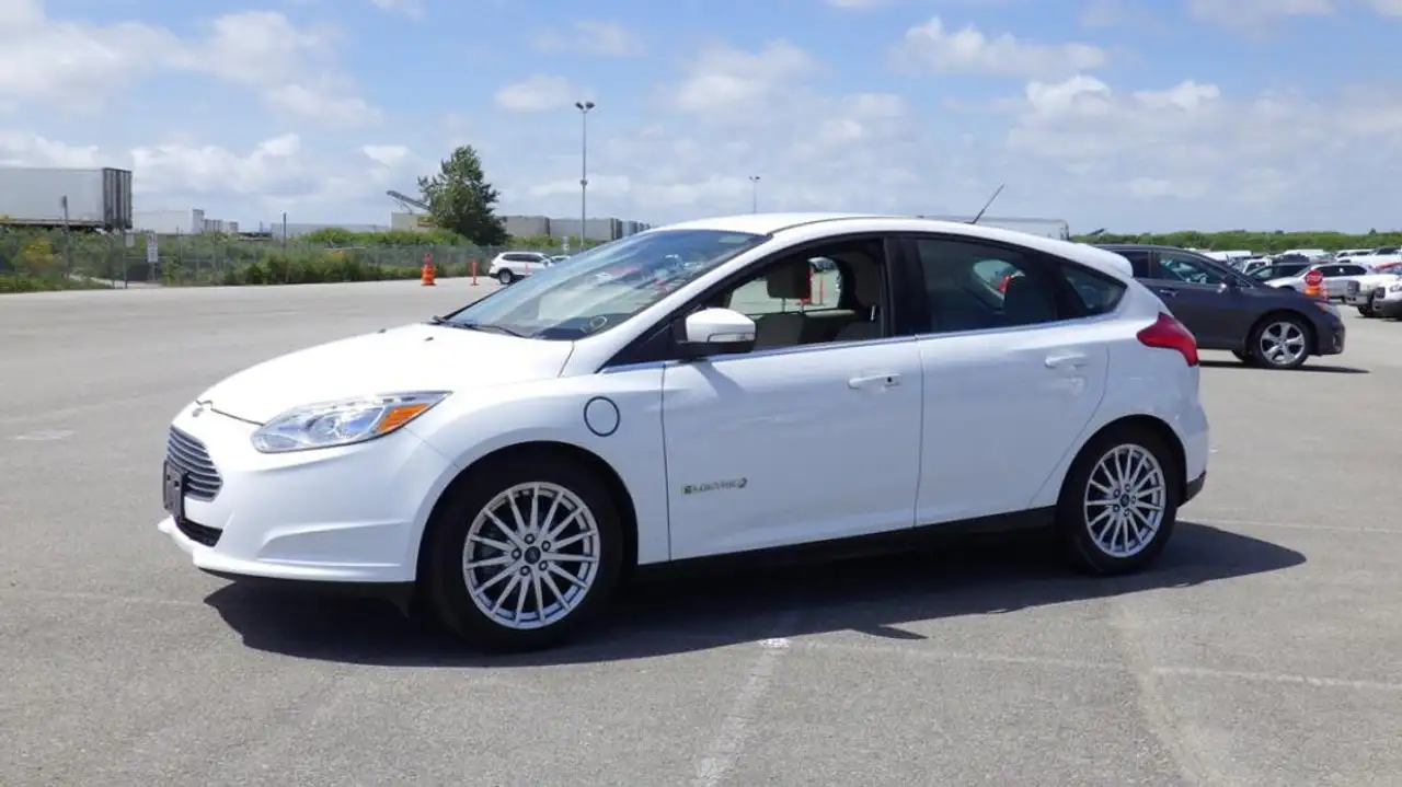 Ford Focus Electric photo Ford Focus Electric