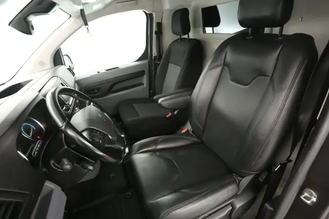 Citroen Jumpy view 11