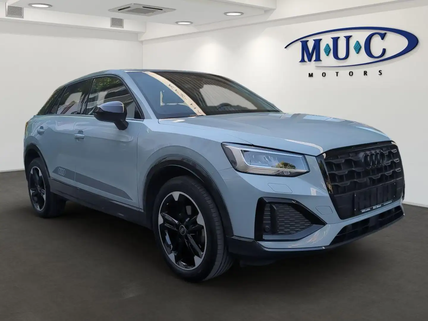 Audi Q2 30 TFSI advanced~ OptikPaket+~AHK~Grau~ Grau - 2