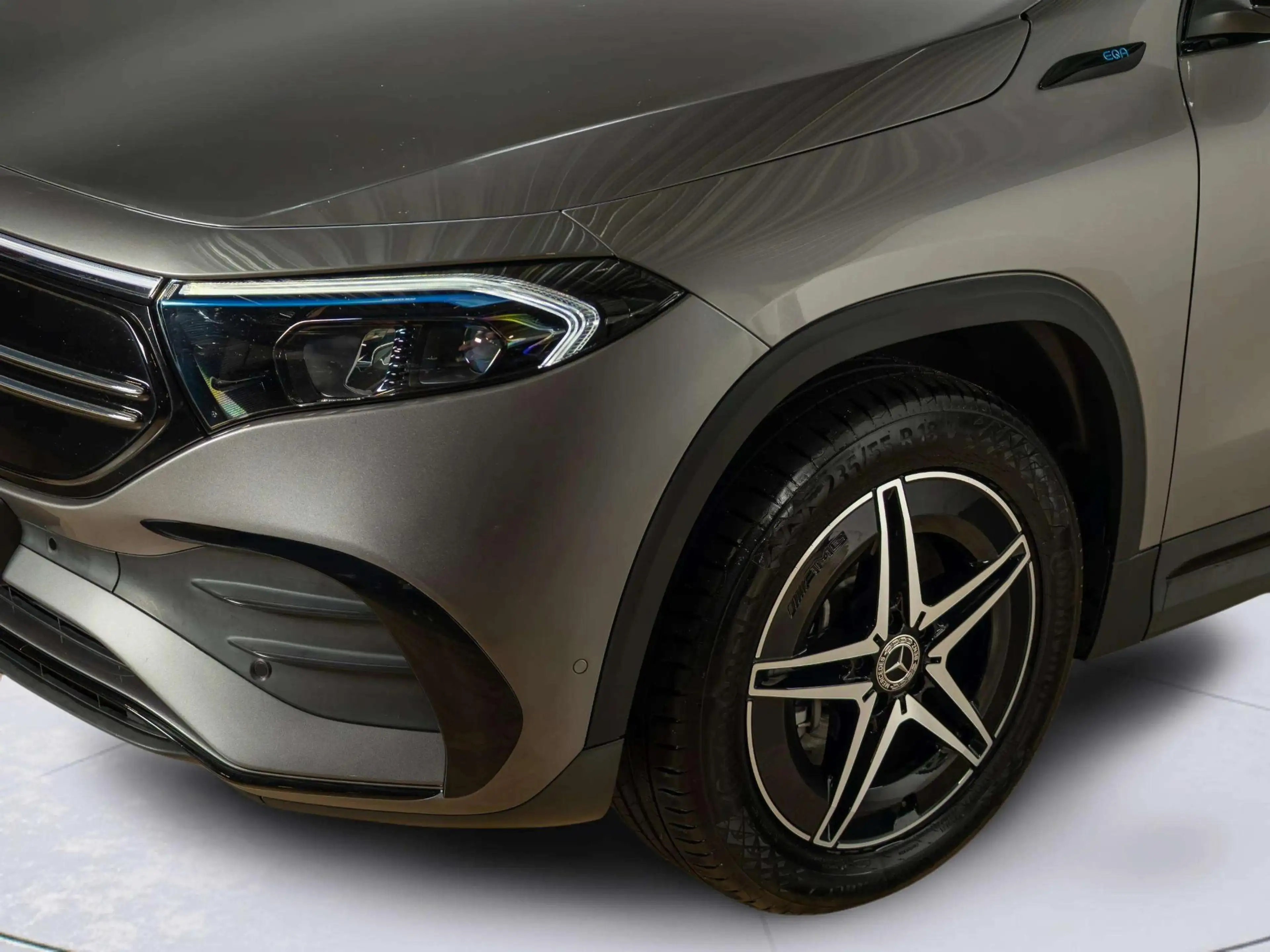 Mercedes-Benz EQA 250 Business Solution AMG 67 kWh | Panorama dak | Trek — photo 7