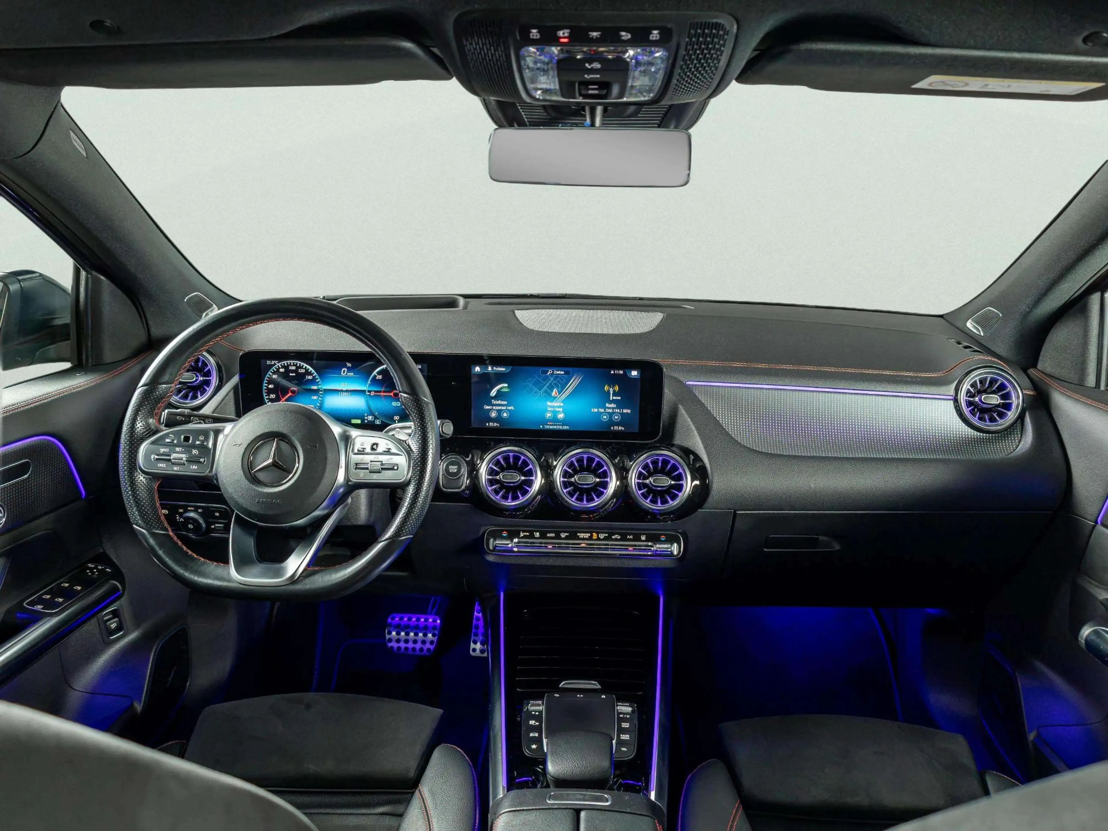 Mercedes-Benz EQA 250 Business Solution AMG 67 kWh | Panorama dak | Trek — photo 15