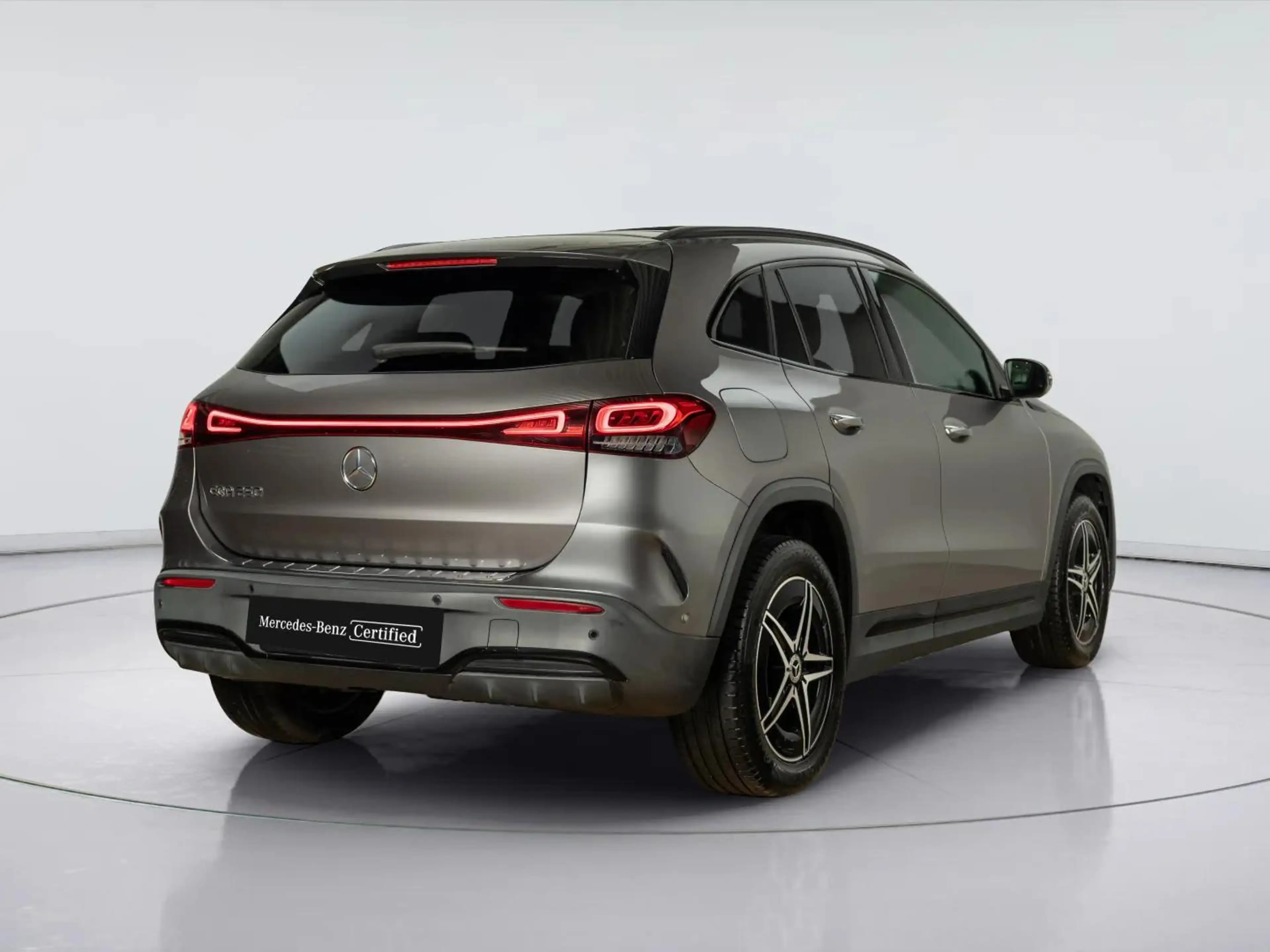 Mercedes-Benz EQA 250 Business Solution AMG 67 kWh | Panorama dak | Trek — photo 2