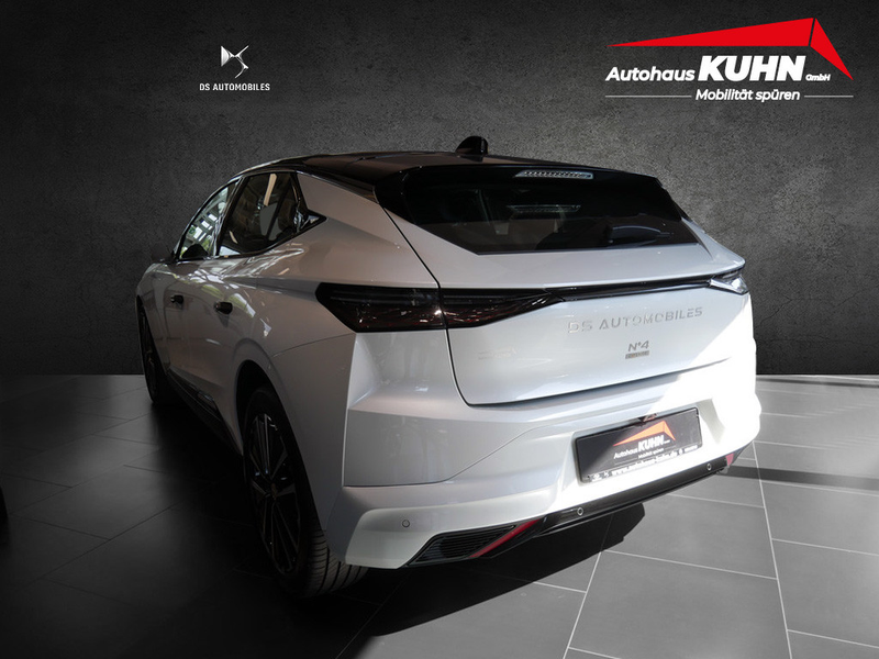 DS Automobiles DS 4 E-TENSE Jules Verne PDC SHZ NAVI ACC LED — photo 3