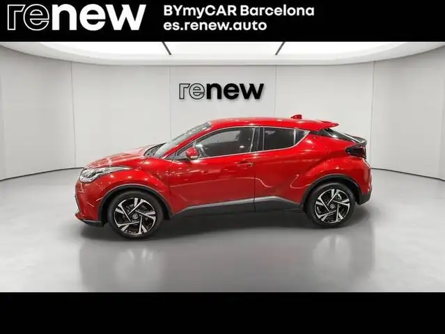 Toyota C-HR view 4