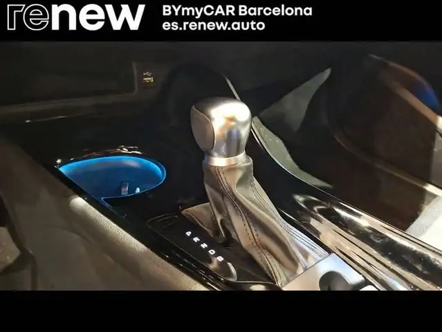 Toyota C-HR view 20
