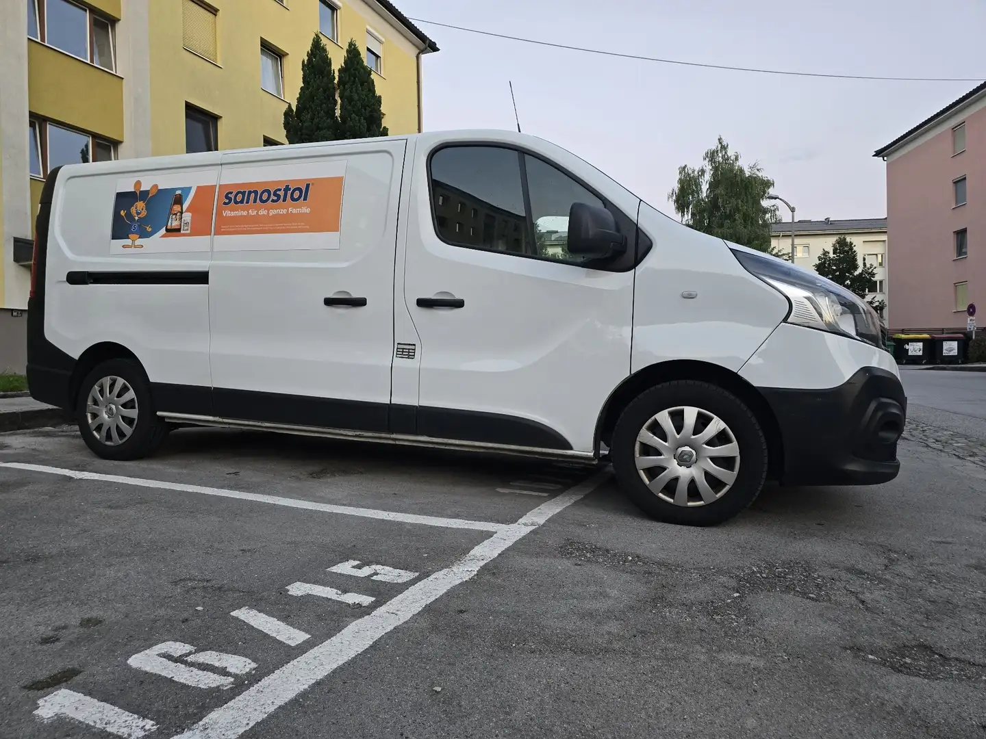 Renault Trafic Generation 2,0 dCi 115 DPF - 2