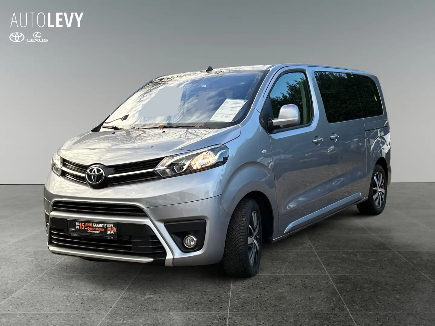 Toyota Proace Verso 2.0 +Parksensoren+Klimaautomatik+ Argintiu - 2